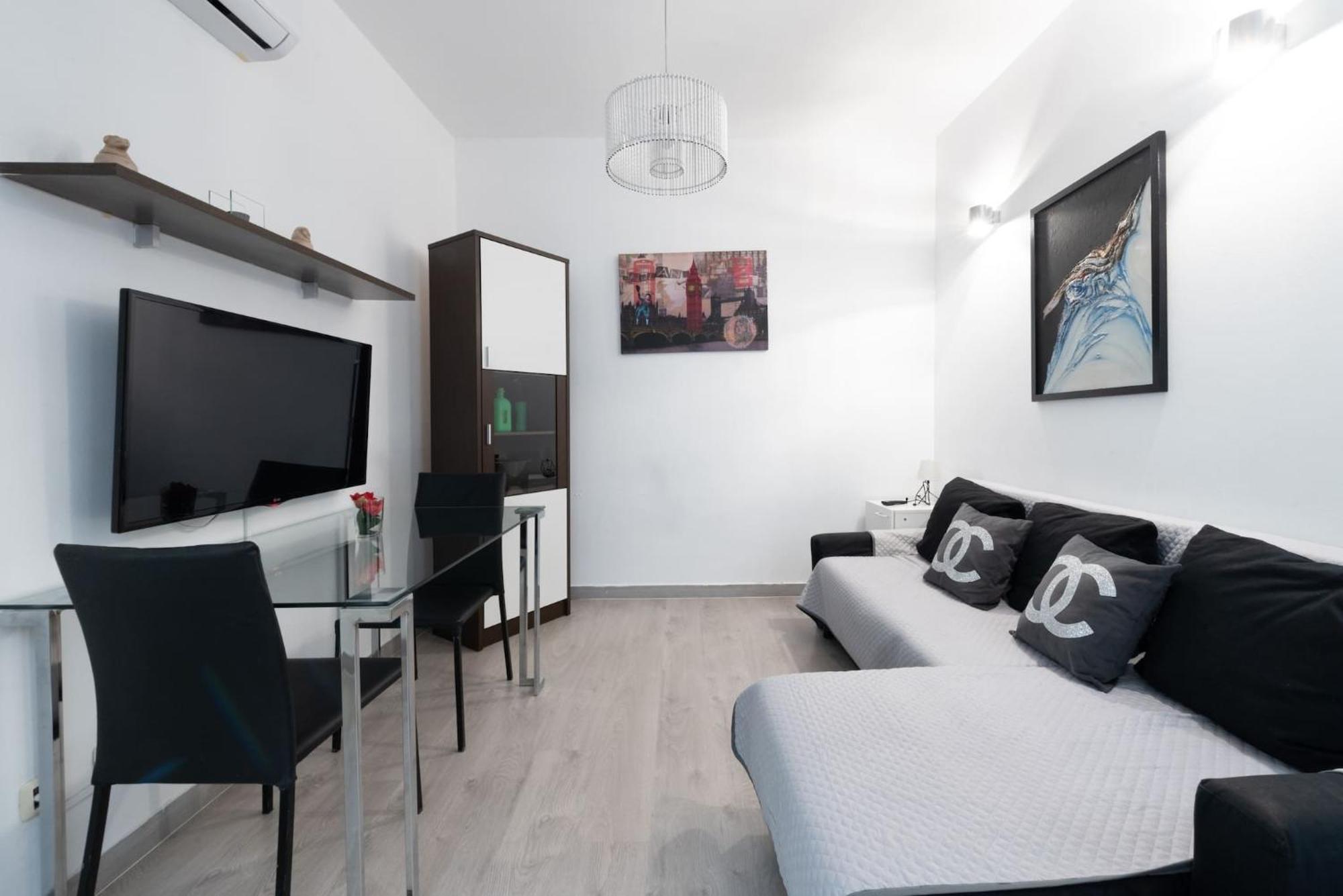 Apartamentos Day Madrid Gran Via Centro Sol Malasana Ngoại thất bức ảnh