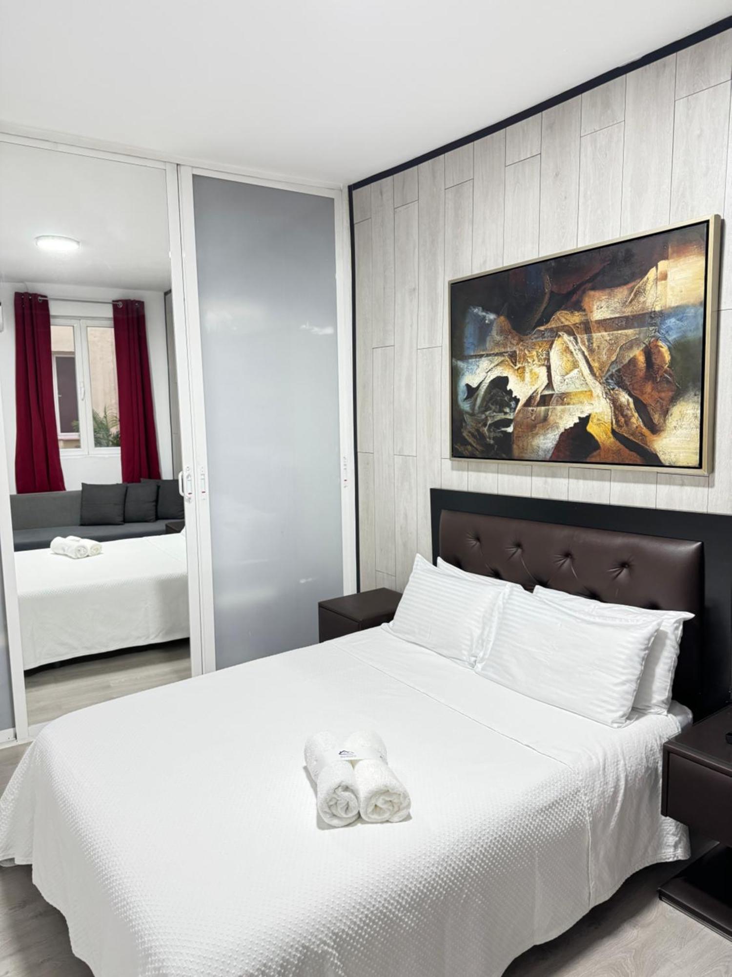 Apartamentos Day Madrid Gran Via Centro Sol Malasana Ngoại thất bức ảnh